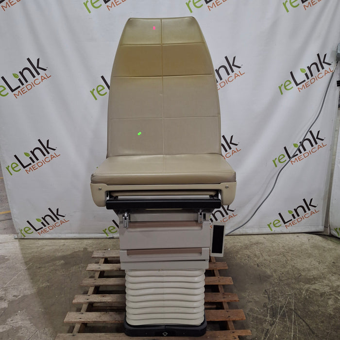 Midmark 405 Hi-Low Power Exam Table