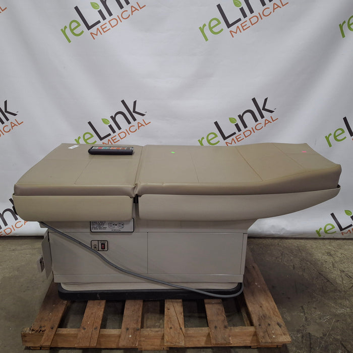 Midmark 405 Hi-Low Power Exam Table
