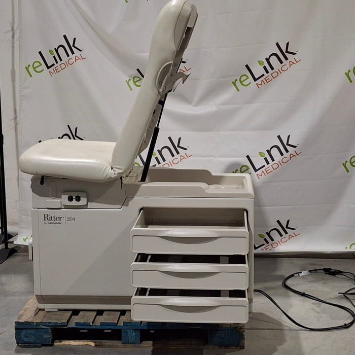 Midmark 204 Exam Table