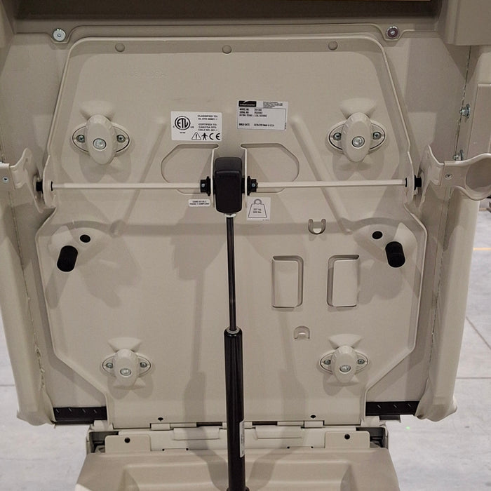 Midmark 204 Exam Table