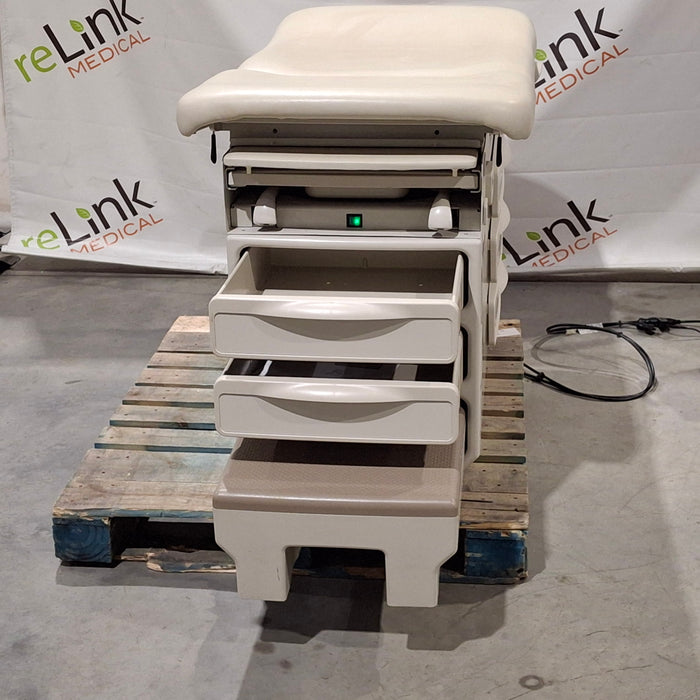 Midmark 204 Exam Table