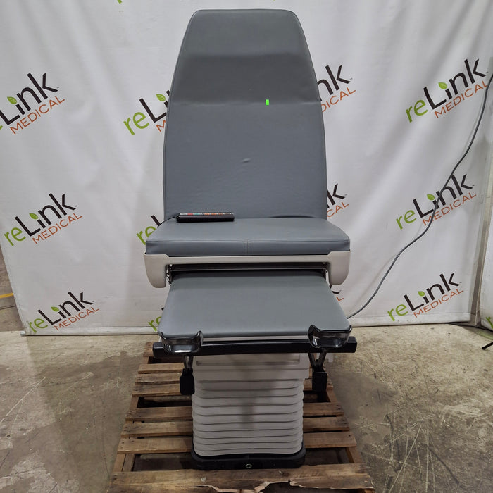 Midmark 405 Hi-Low Power Exam Table