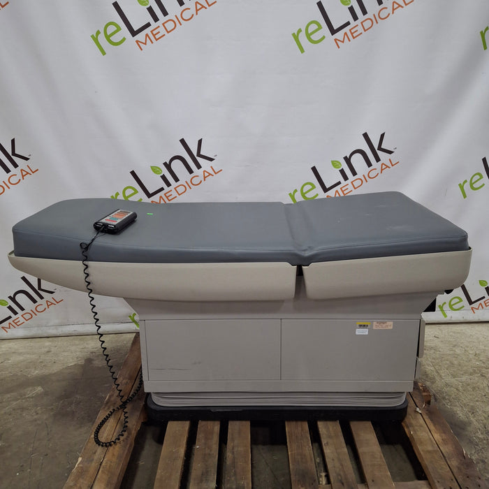 Midmark 405 Hi-Low Power Exam Table