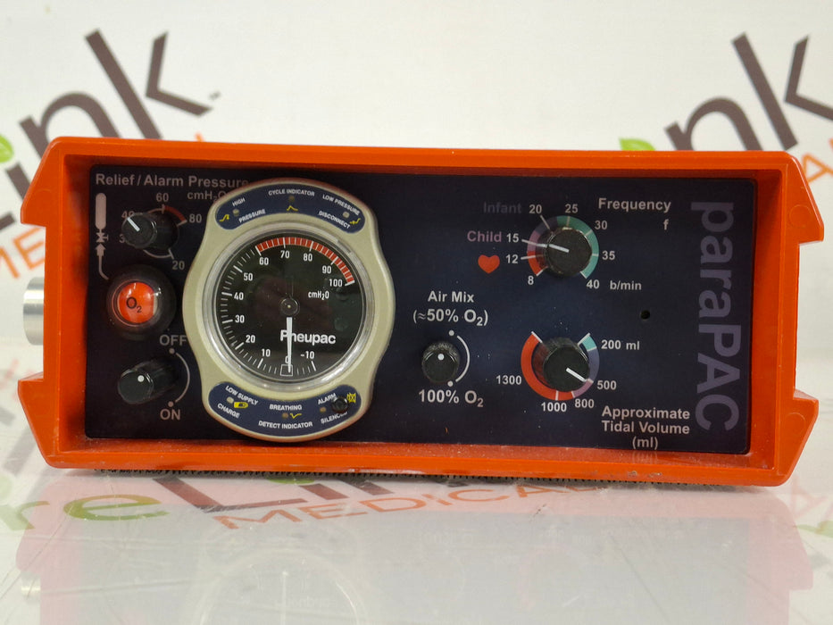Smiths Medical Pneupac ParaPAC 200D Ventilator