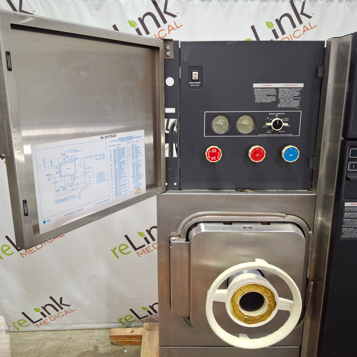 Steris Amsco Model 3013 Steam Sterilizer
