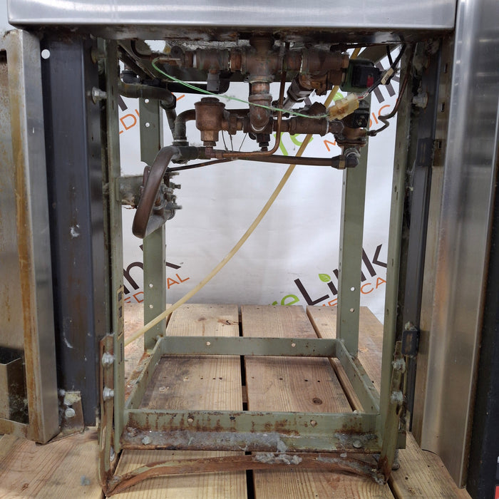 Steris Amsco Model 3013 Steam Sterilizer