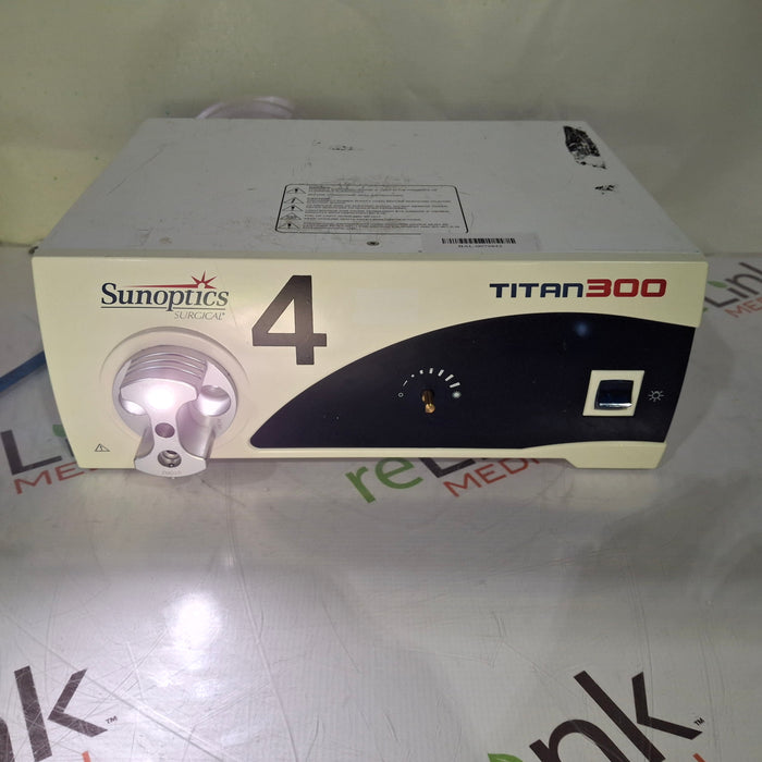 Sunoptics Surgical S300T Titan Light Source