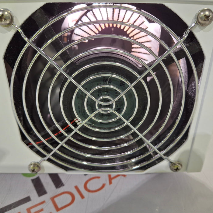 Sunoptics Surgical S300T Titan Light Source