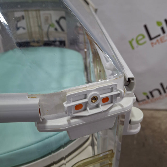 Datex-Ohmeda Giraffe Infant Incubator