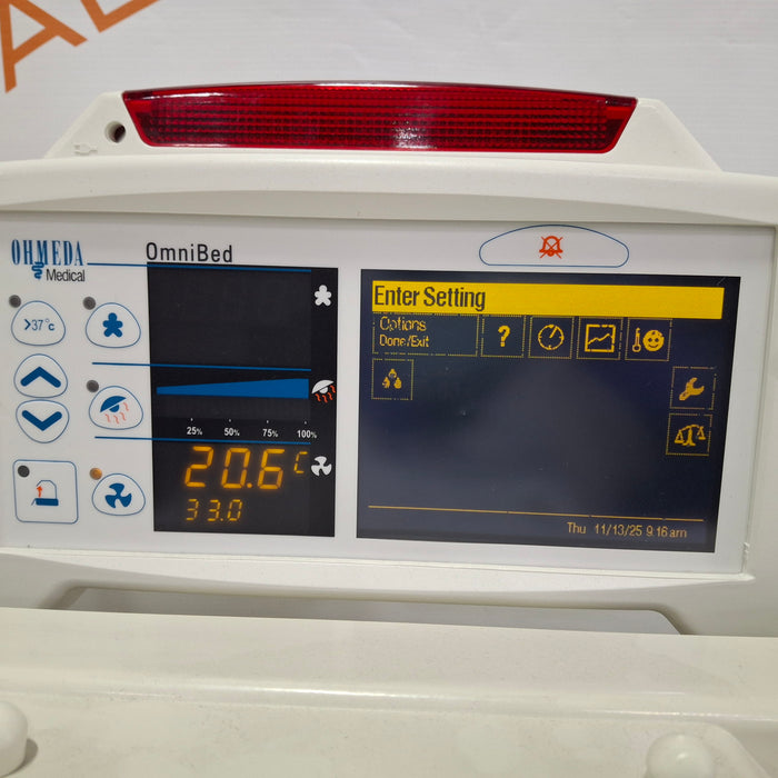 Datex-Ohmeda Giraffe Infant Incubator