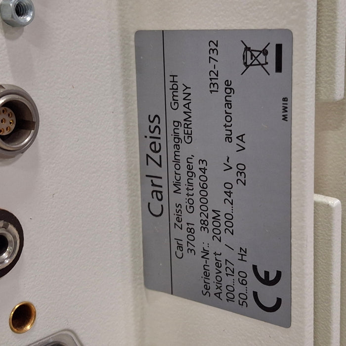 Carl Zeiss Axiovert 200M Microscope