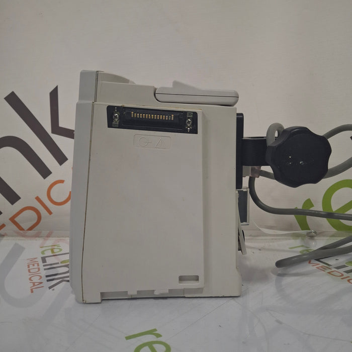 CareFusion Alaris 8015 Large Screen POC Infusion Pump