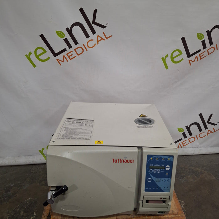 Tuttnauer 2540EKA Autoclave