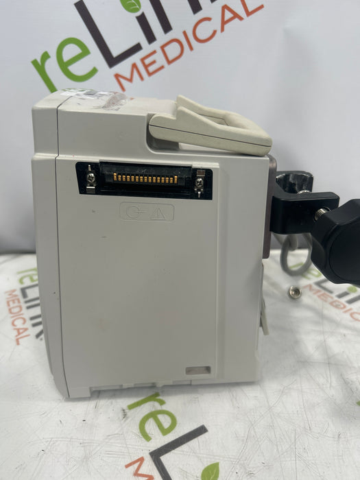 CareFusion Alaris 8015 Large Screen POC Infusion Pump