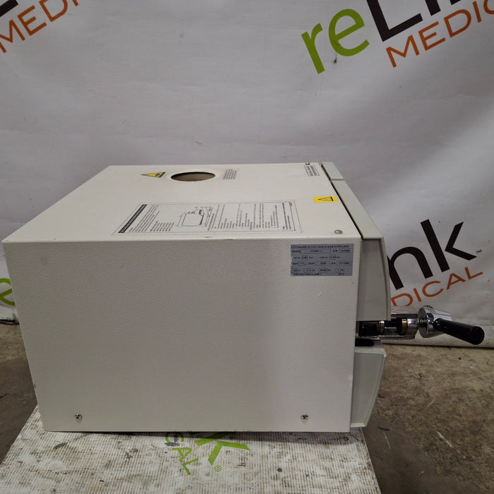 Tuttnauer Valueklave 1730 Autoclave Sterilizer