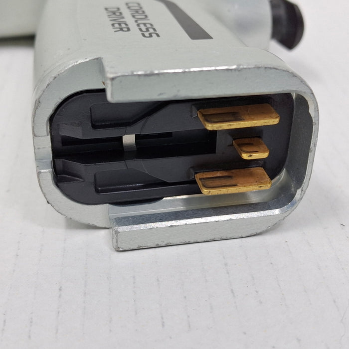 Stryker System 8 4505 Dual Trigger Cordless Driver Handpiece