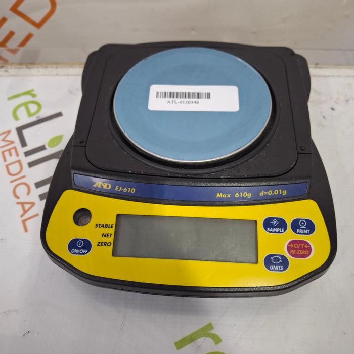 A&D EJ-610 Compact Scale