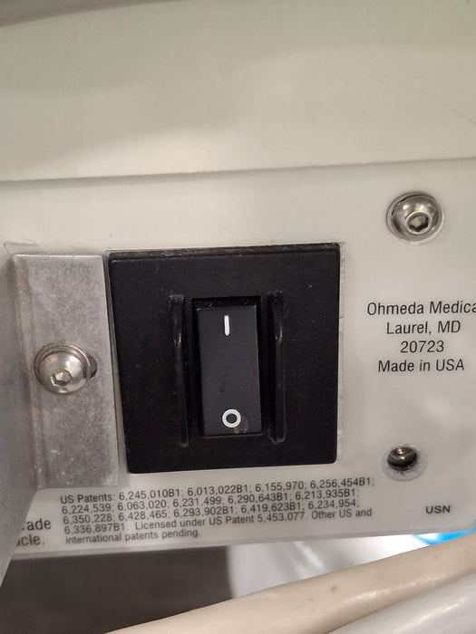 Datex-Ohmeda Giraffe Infant Incubator