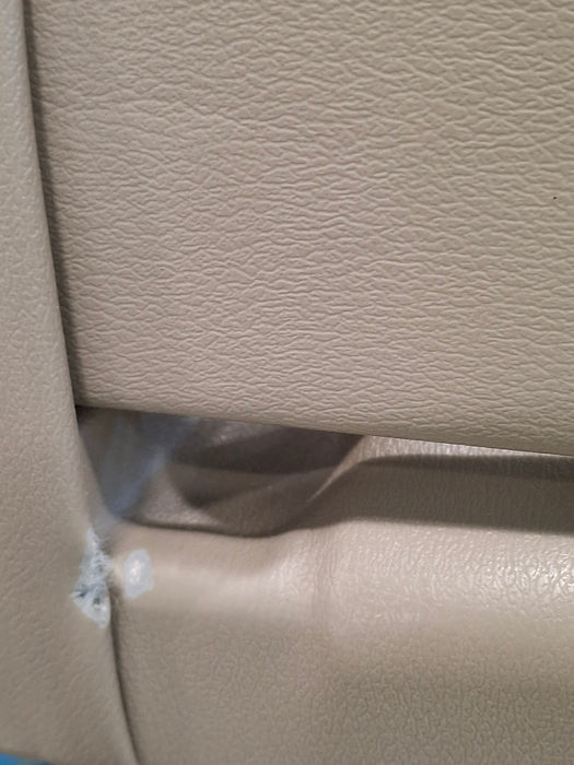 Midmark 640 Pediatric Exam Table