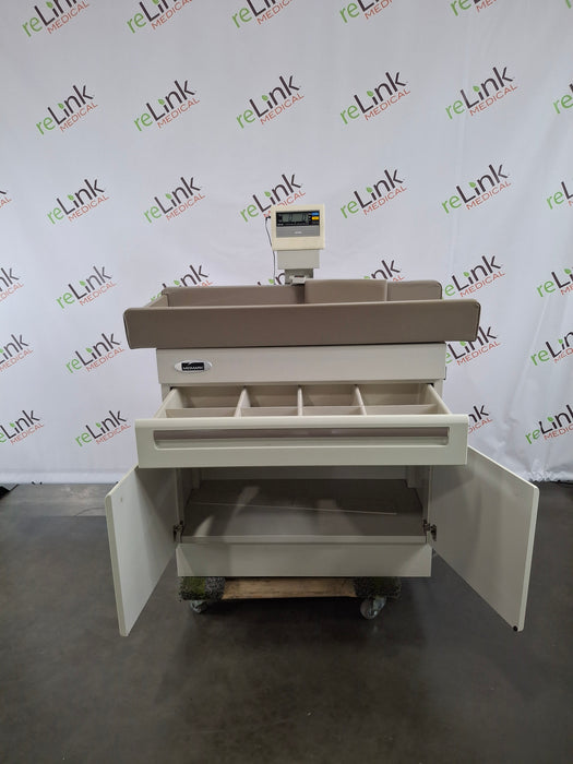 Midmark 640 Pediatric Exam Table