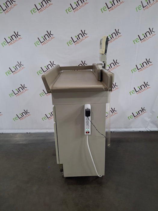 Midmark 640 Pediatric Exam Table