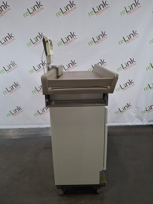 Midmark 640 Pediatric Exam Table