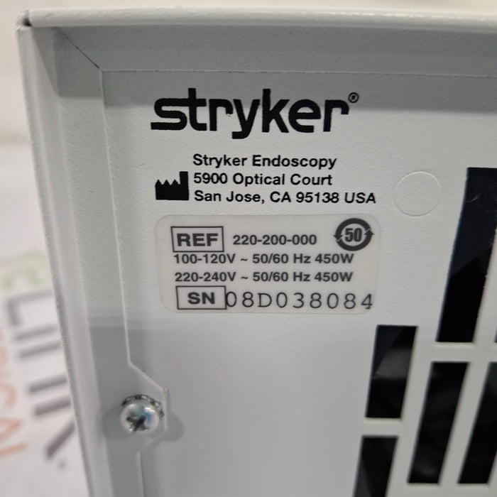 Stryker X8000 Light Source