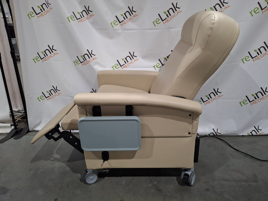 Champion Manufacturing, Inc. Ascent Recliner