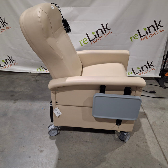 Champion Manufacturing, Inc. Ascent Recliner