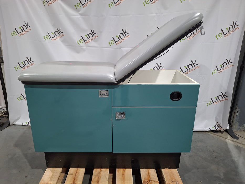 Ritter 104 Exam Table