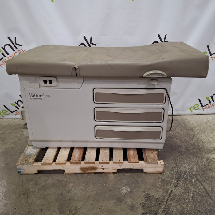 Midmark 204 Exam Table