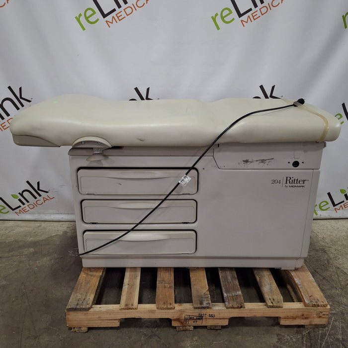 Midmark 204 Exam Table