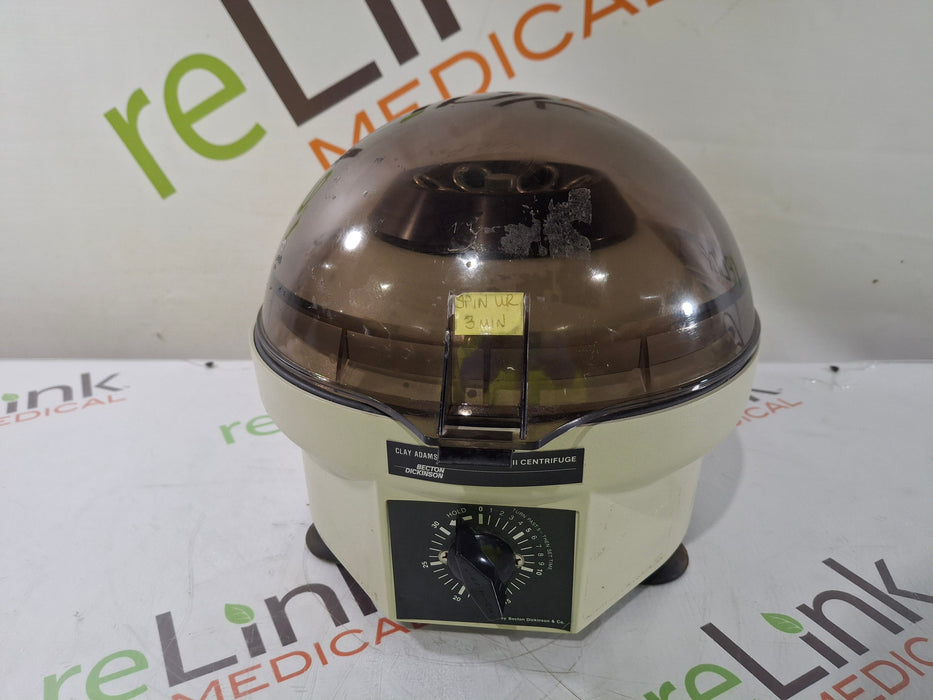 Clay Adams Compact 2 centrifuge