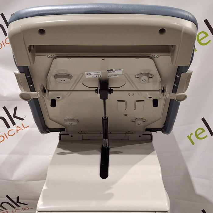 Midmark 204 Exam Table