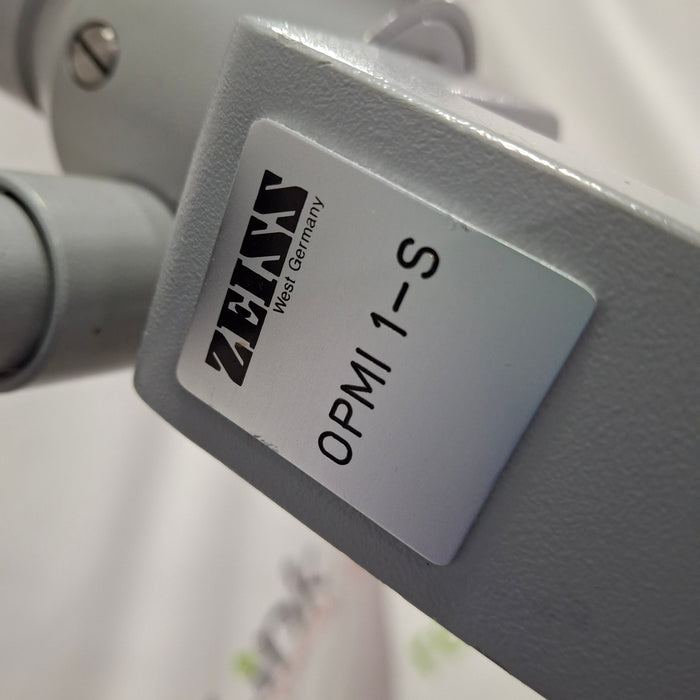 Carl Zeiss OPMI 1 / S21 Surgical Microscope