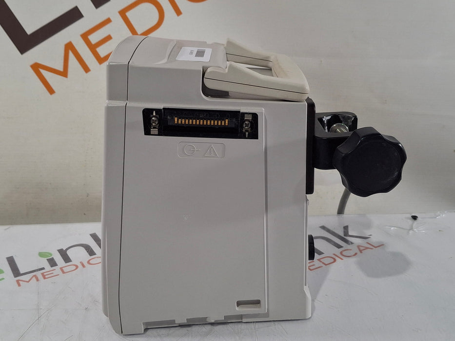 CareFusion Alaris 8015 Large Screen POC Infusion Pump