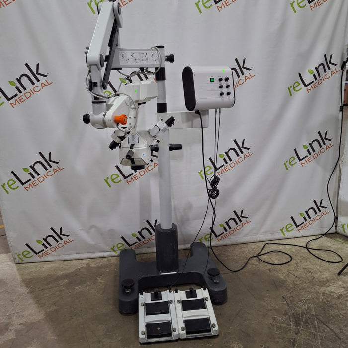 Leica M680 Surgical Microscope