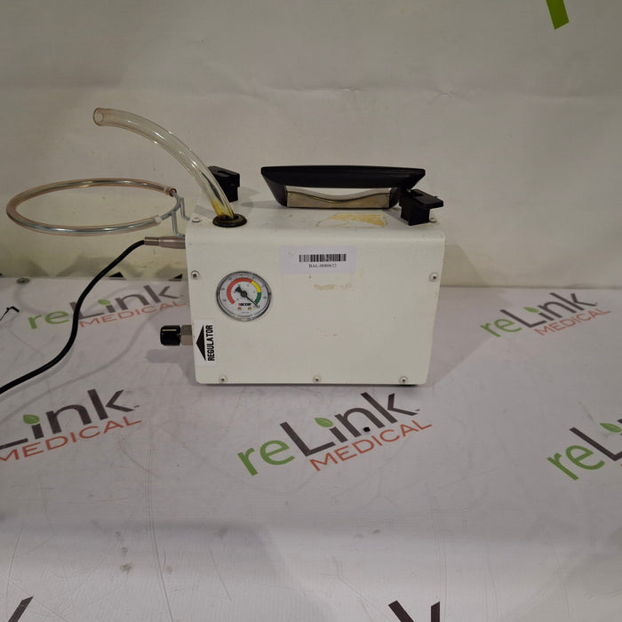 Armstrong Medical Industries, Inc. SSCOR/2500 Pump-Suction Portable