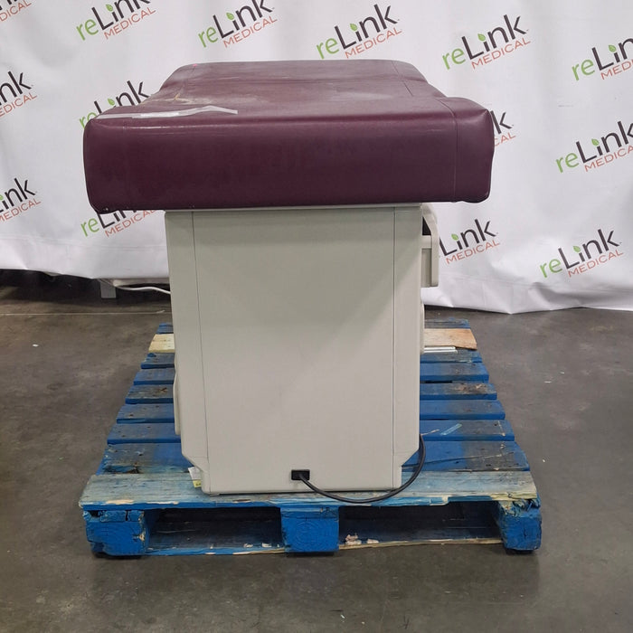 Midmark 204 Exam Table