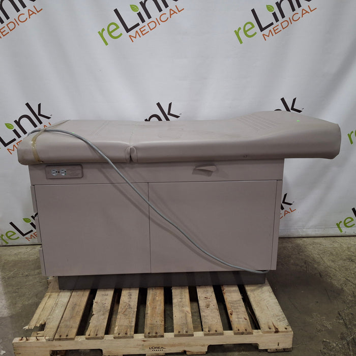 Ritter 104 Exam Table