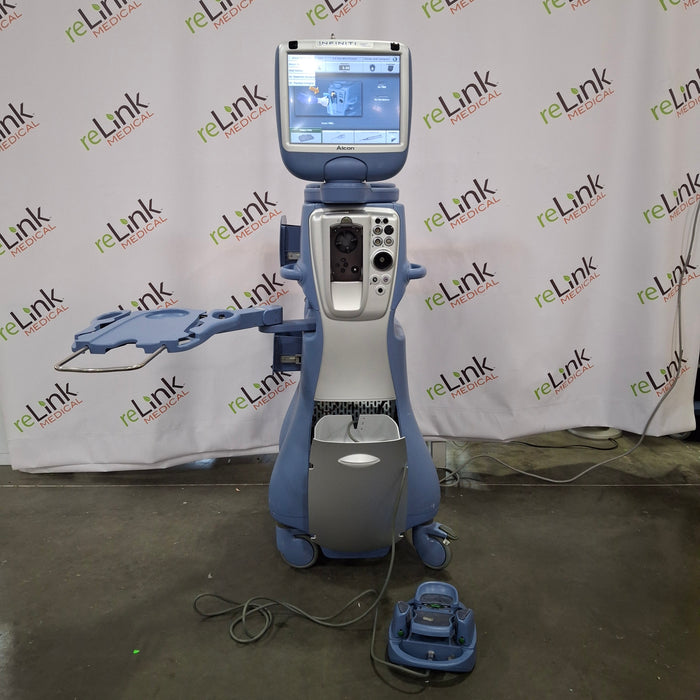 Alcon Laboratories Inc Infiniti w/ Ozil Phacoemulsifier