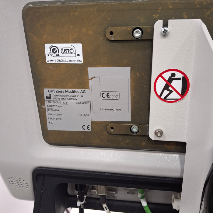 Carl Zeiss Callisto eye Computer Assisted Cataract Surgery Intrument