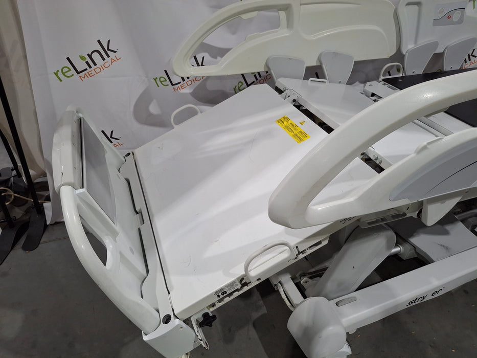Stryker InTouch 2141 Critical Care Hospital Bed