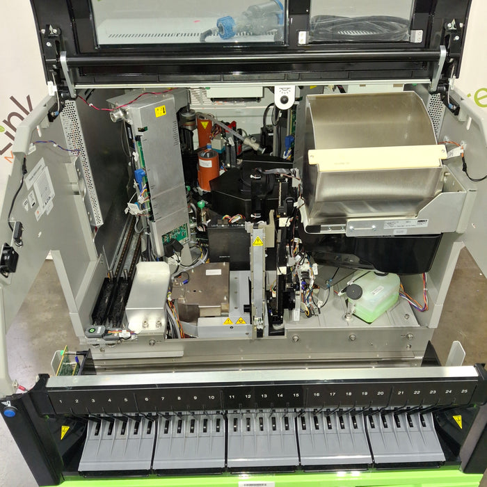 Abbott Alinity I Immunoassy Analyzer