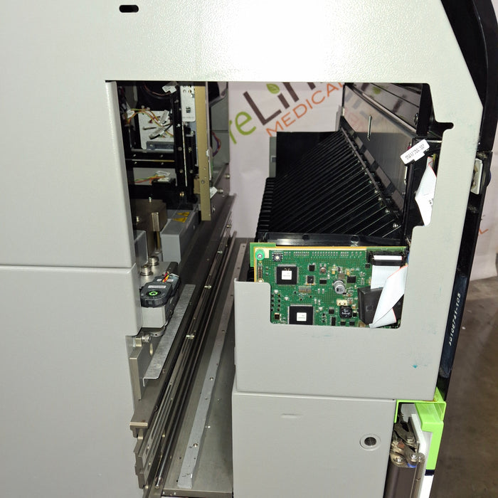 Abbott Alinity I Immunoassy Analyzer