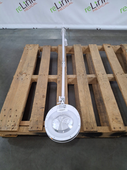 Aven, Inc. Magnifying Light