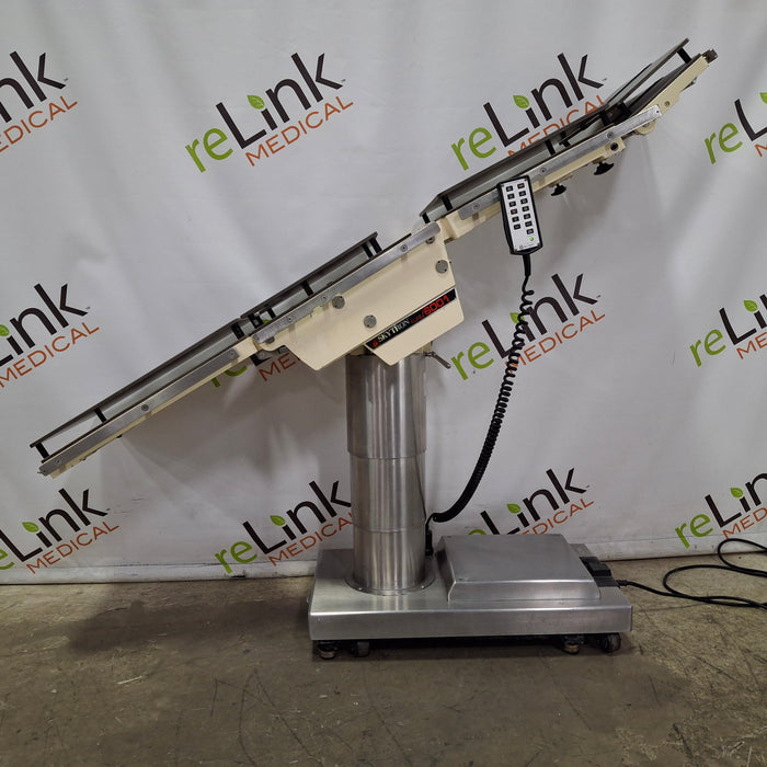 Skytron 6001 Elite Surgical Table