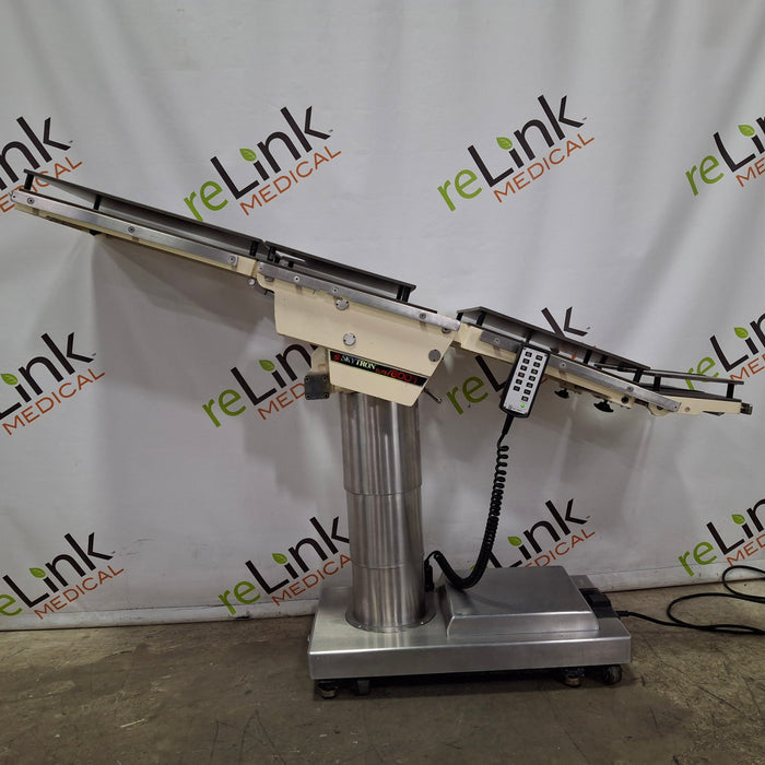 Skytron 6001 Elite Surgical Table