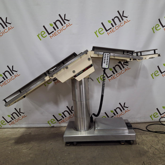Skytron 6001 Elite Surgical Table