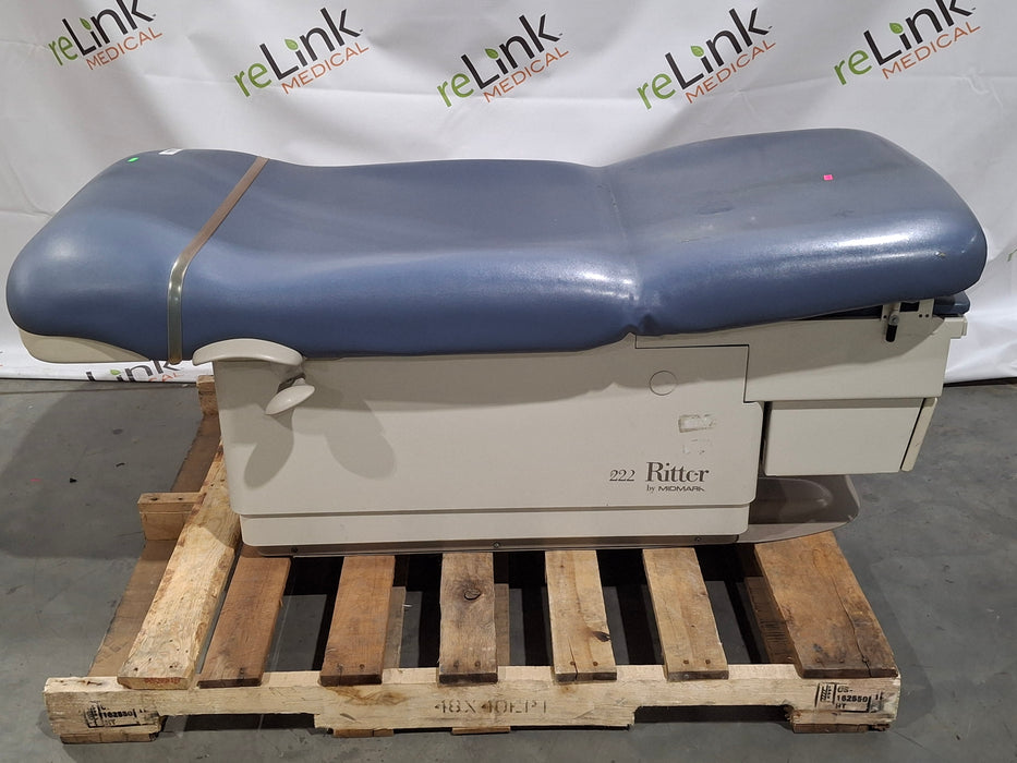 Midmark 222 Procedure Chair